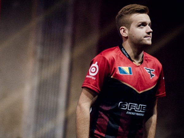 拳头官方：两周内北美罢工不结束，取消今年LCS世界赛名额！